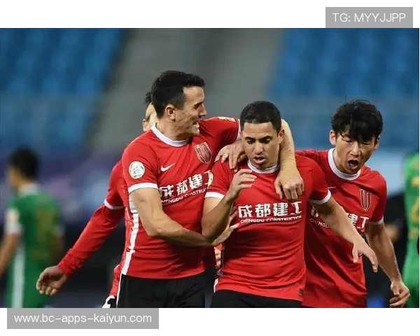 蓉城锁定千万级外援后腰补核心空缺:未来之路已然开启 蓉城锁定千万级外援后腰补核心空缺:未来之路已然开启