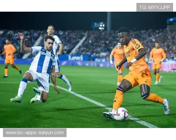 皇马前场传切如行云流水形成漂亮破门——以美学与协同讲述的软文之旅