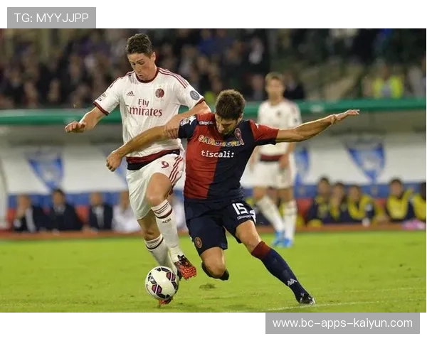 AC米兰远射世界波引爆球场 AC米兰远射世界波引爆球场