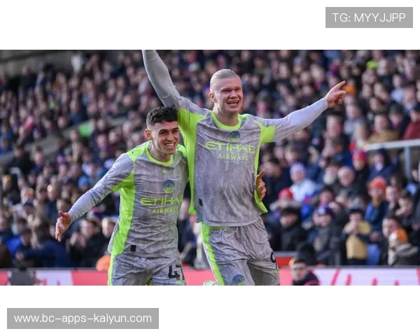 曼城肋部连续渗透,福登贴地斩破门 曼城肋部连续渗透,福登贴地斩破门