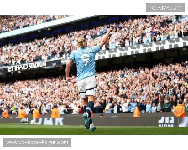 德布劳内角球战术助攻哈兰德头球