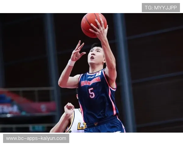 CBA王薪凯三分训练延续火热,点燃赛场新期待 CBA王薪凯三分训练延续火热,点燃赛场新期待